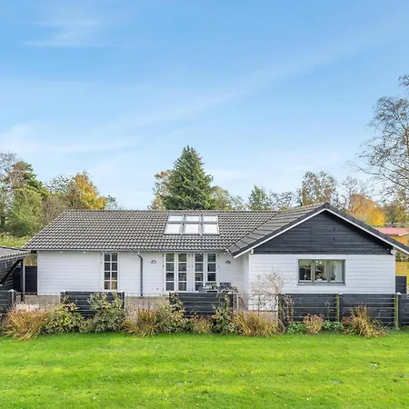 Cozy In Stege With Wifi Holiday home *