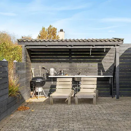 Cozy In Stege With Wifi Holiday home *